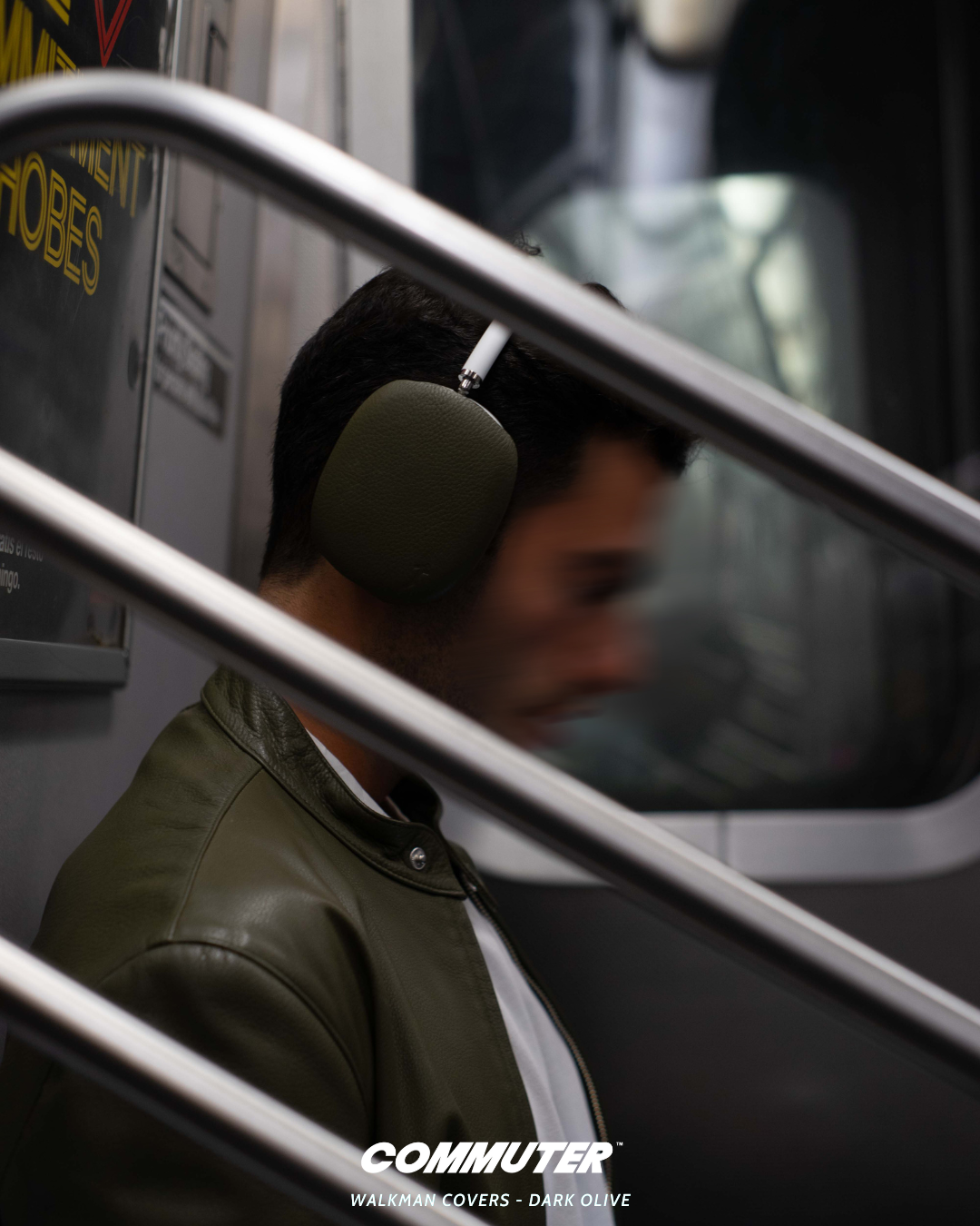 "Walkman" Genuine Leather Airpods Max Cover - Dark Olive