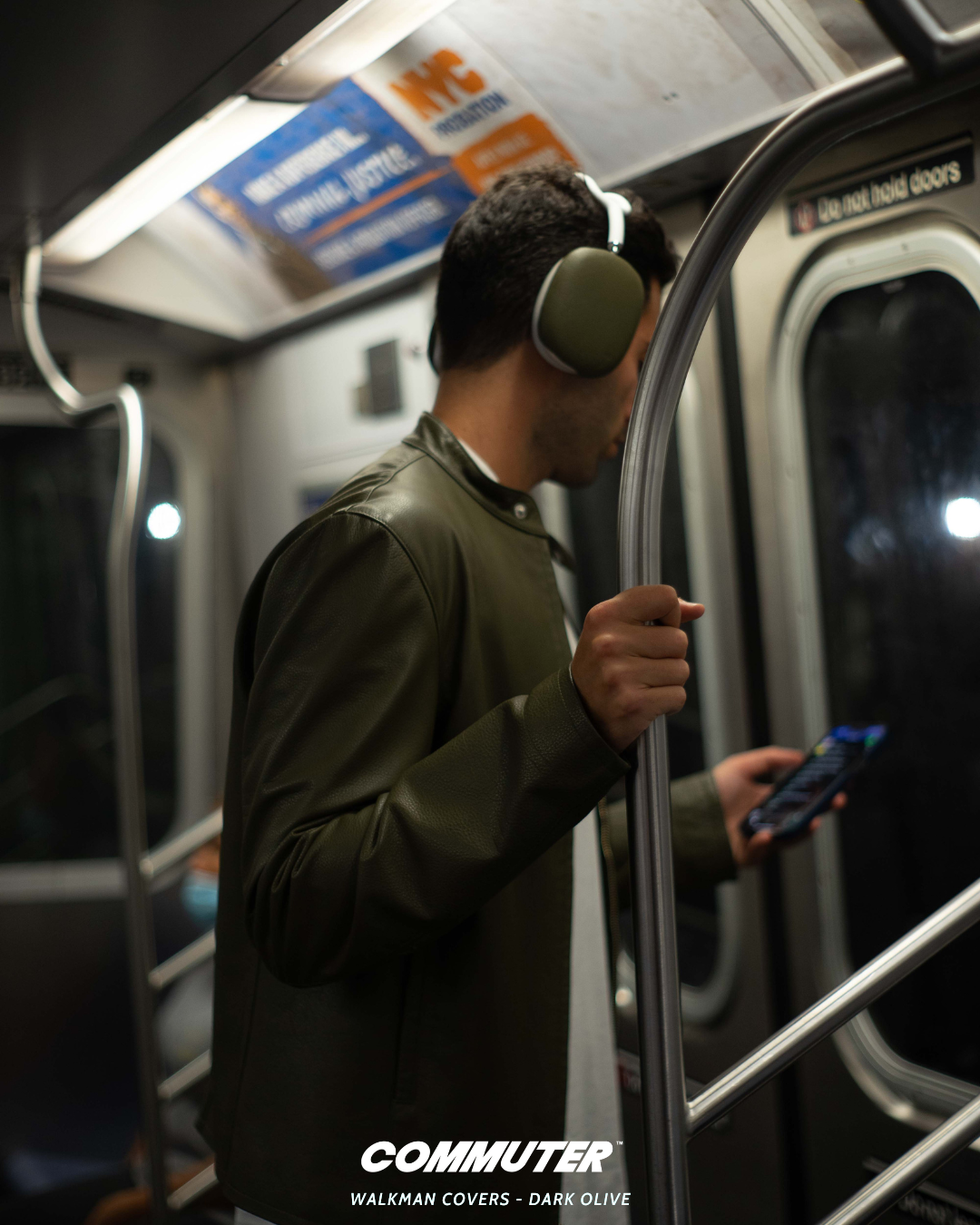 "Walkman" Genuine Leather Airpods Max Cover - Dark Olive