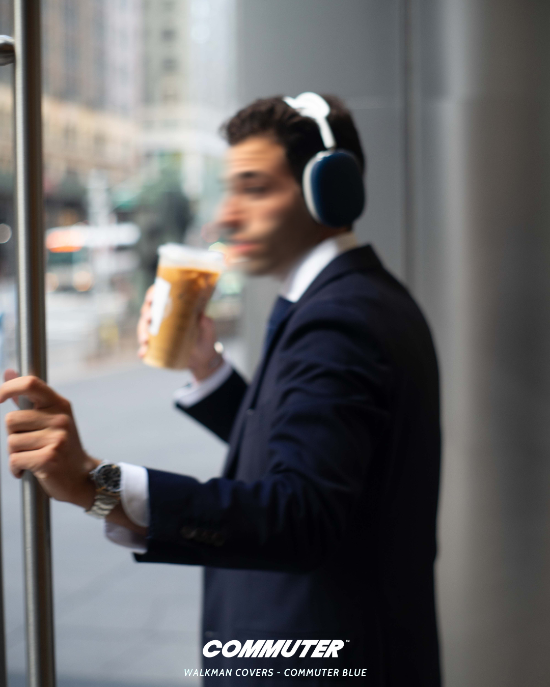 "Walkman" Genuine Leather Airpods Max Cover - Commuter Blue