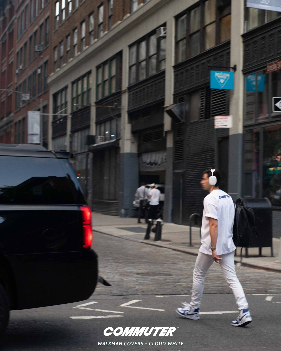 "Walkman" Genuine Leather Airpods Max Cover - Cloud White