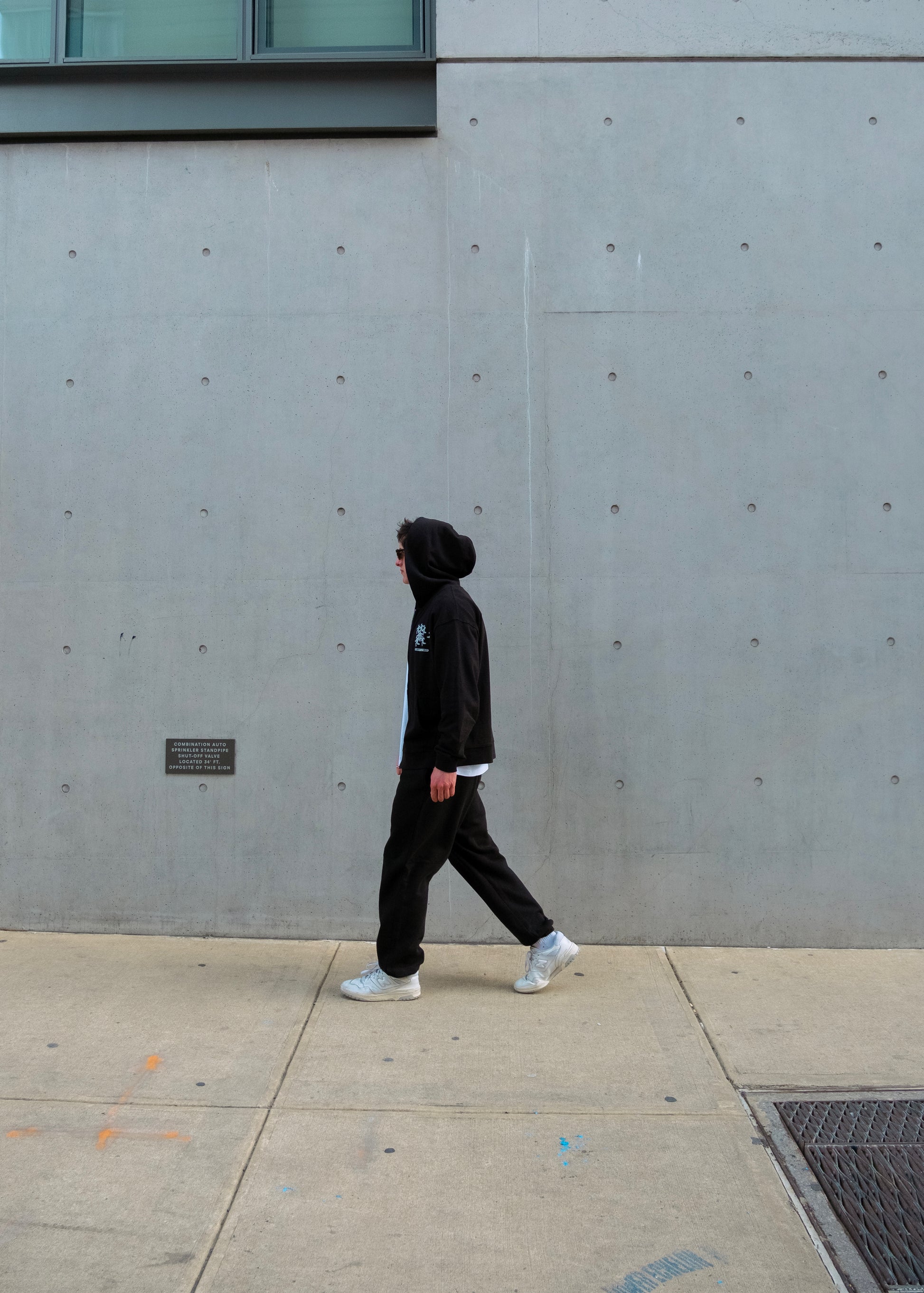 Breakaway Zip Up - Black