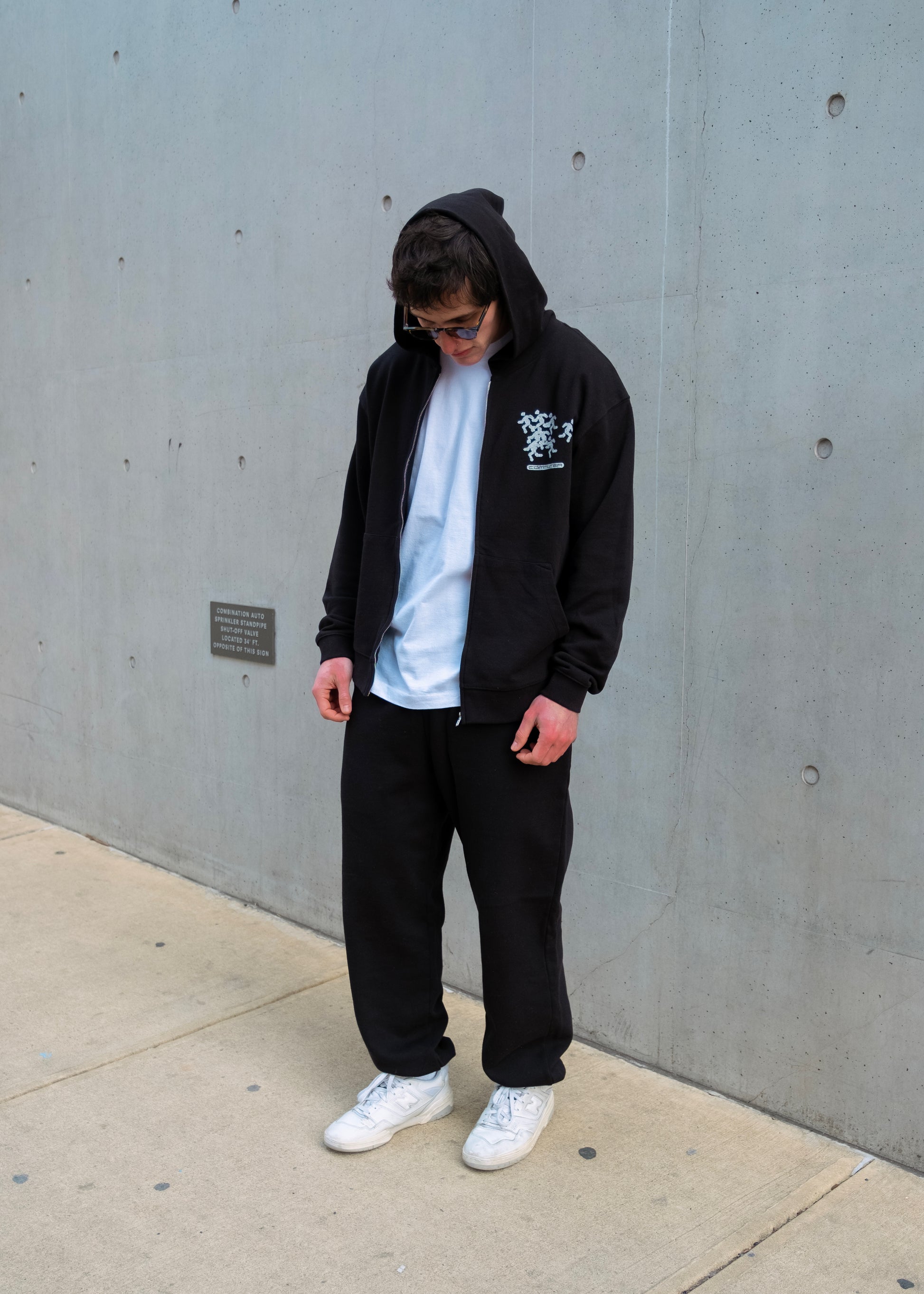 Breakaway Zip Up - Black