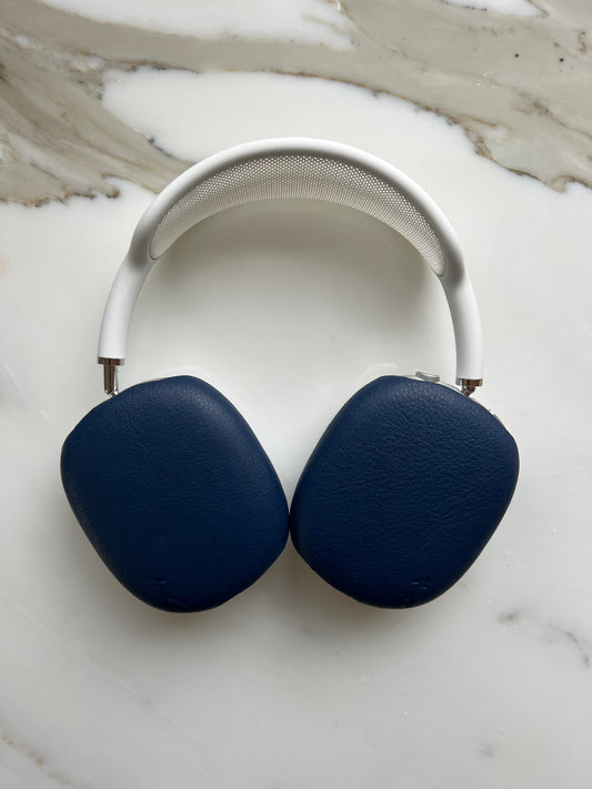 "Walkman" Genuine Leather Airpods Max Cover - Commuter Blue