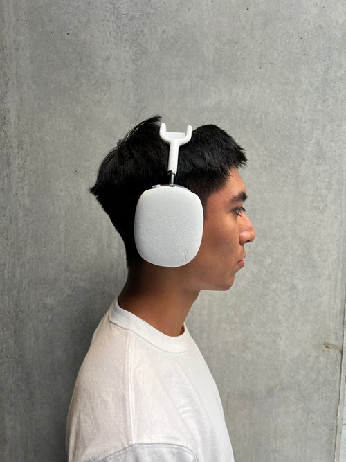 "Walkman" Genuine Leather Airpods Max Cover - Cloud White